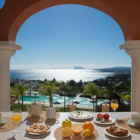 Pierre & Terrazas Costa Del Sol Resort
