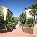 Resort Pierre & Terrazas Costa Del Sol 3*